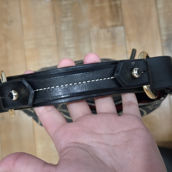 Dooney & Bourke CANVAS SHOULDER BAG - Picture 16 of 16